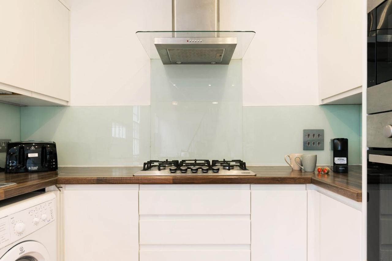 Spacious 4 Bedrooms Flat In New Oxford Street London Exteriör bild